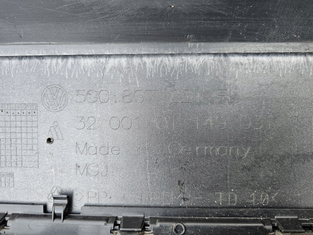 фото №16, Volkswagen golf vii бампер передний перед pod pdc 5g0807221fl