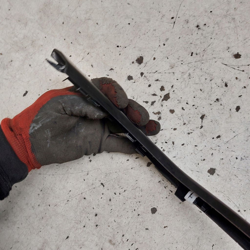 фото №10, Peugeot 208 ручка дверь накладка левый перед