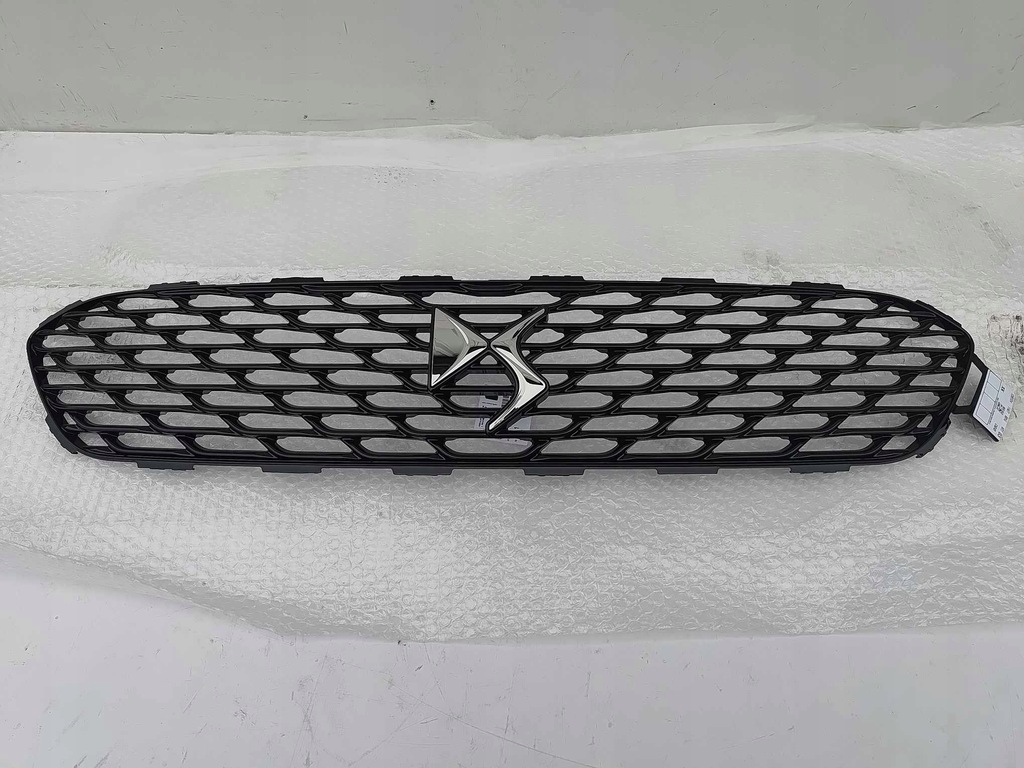 фото №1, Citroen ds5 lift решётка радиатора решётка радиатора бампера перед nowa оригинальный номер 4031