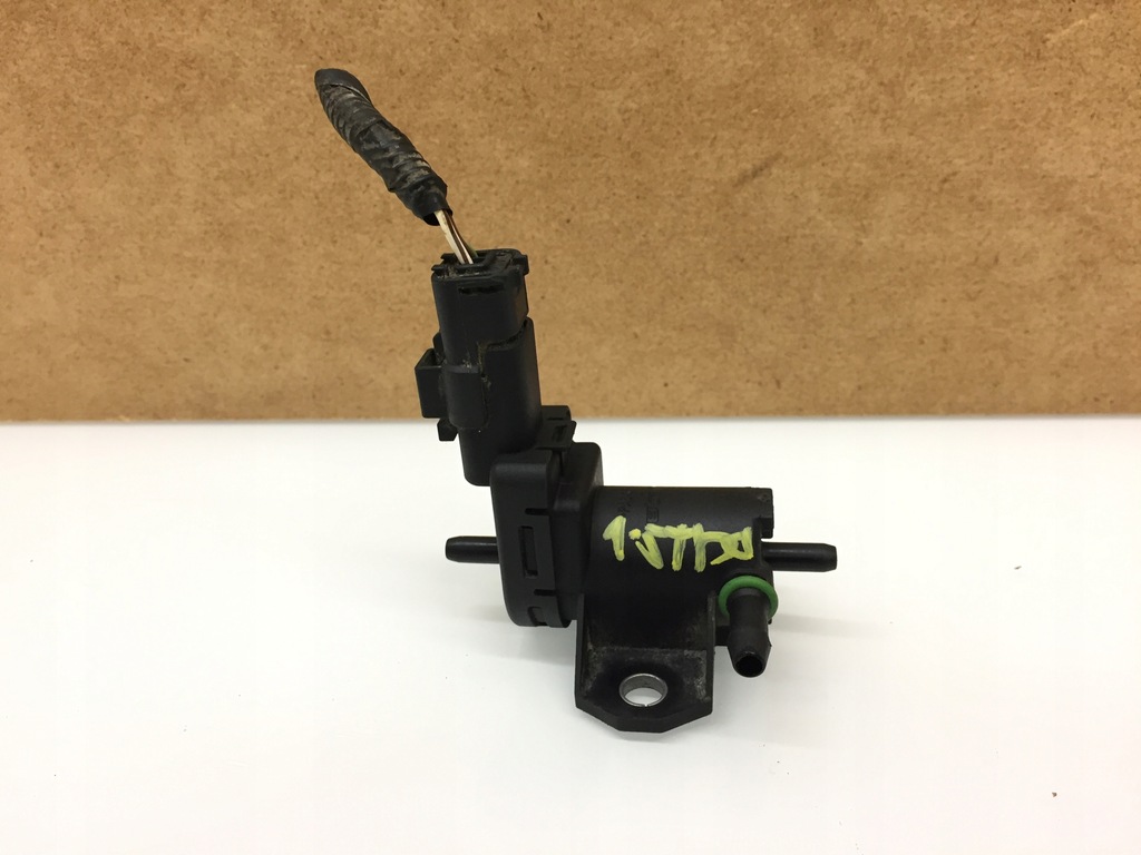 фото №1, Transit connect mk2 1.5 клапан клапан вакууму