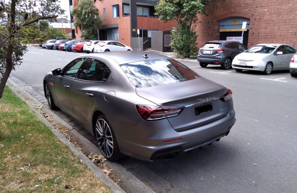 Maserati quattroporte gts trofeo бампери + пороги 2013-2023 Оригінал