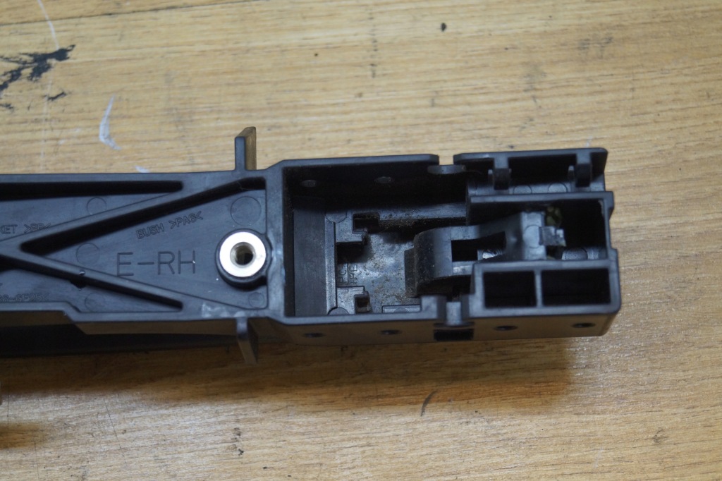 фото №5, Ручка наружная правый перед nissan xtrail t31 uk