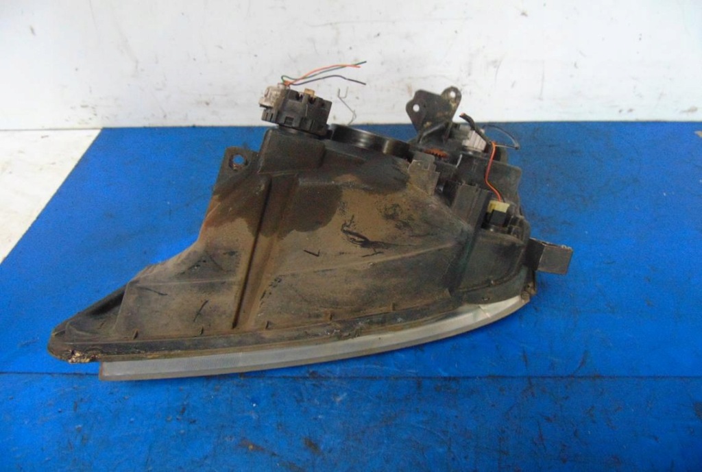 фото №4, Suzuki liana фара правый