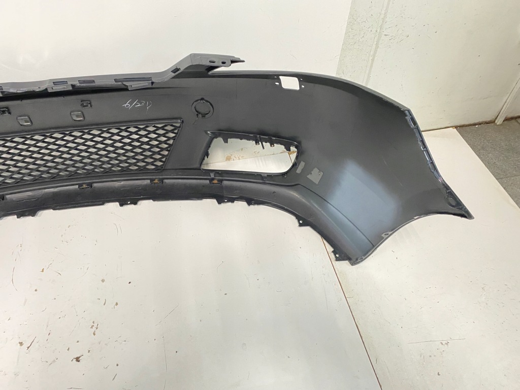 Бампер перед передній mazda 5 v 2005-2008 Доставка