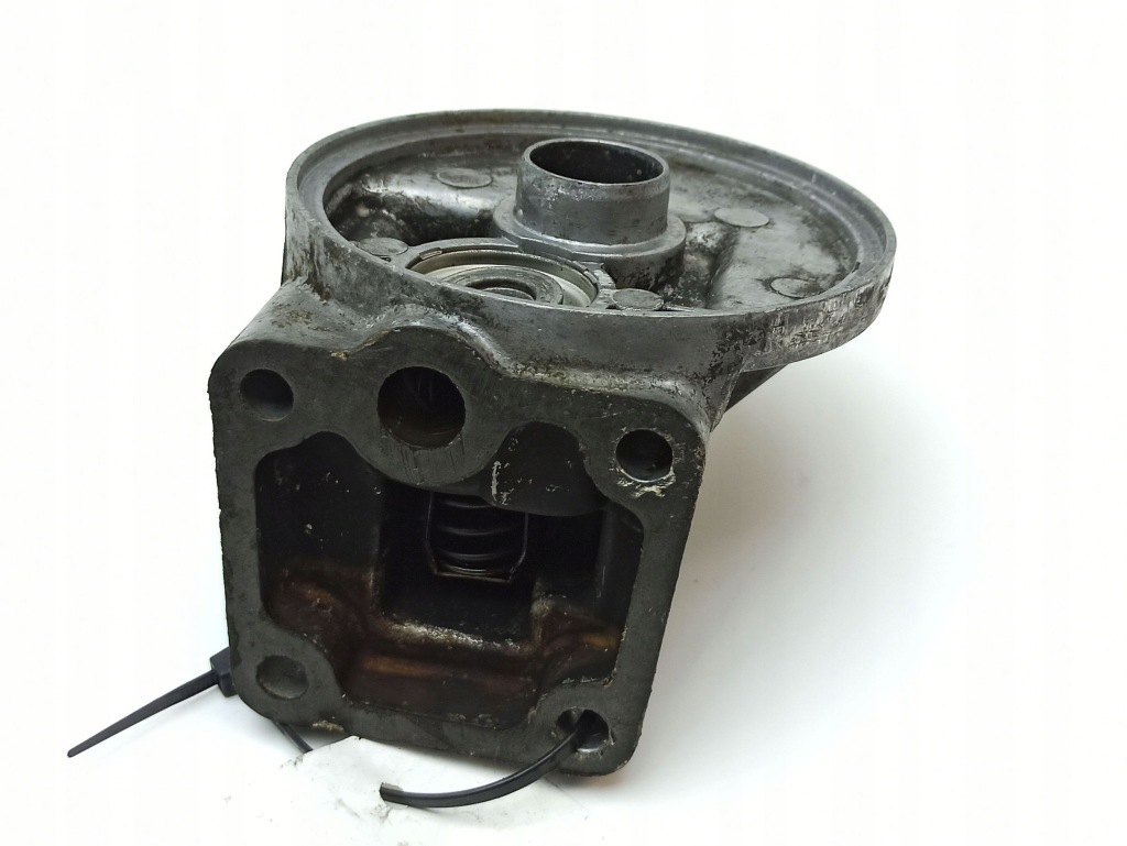 фото №6, Bmw 7 e23 1983 кронштейн / кронштейн фільтра оливи 1266545