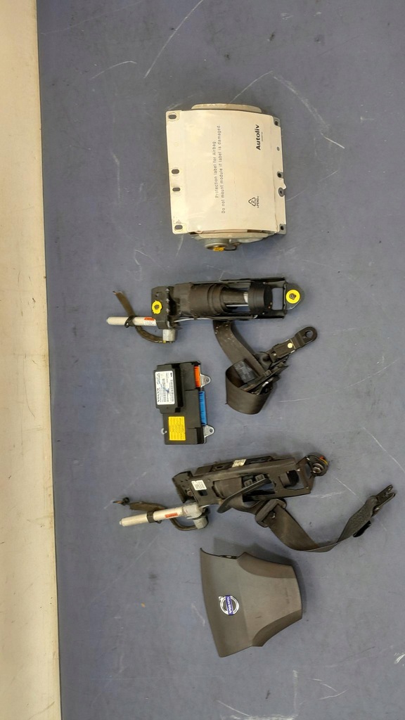 фото №5, Volvo v50 панель приладів приладова подушки безпеки