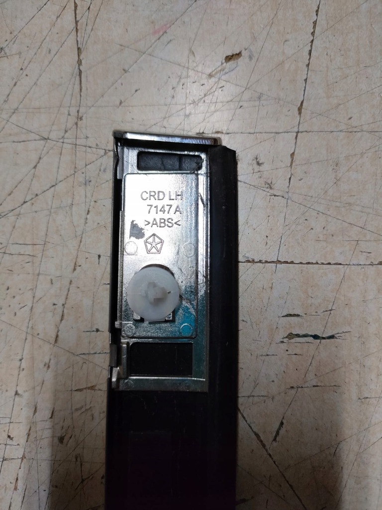 фото №9, Молдинг стекло дверь левый bok chrysler pacifica 16 -