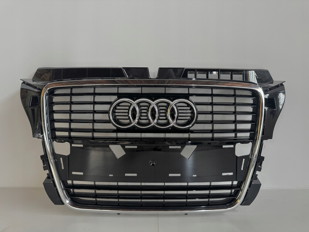 фото №1, Audi a3 8p s line решётка радиатора решётка радиатора оригинальный