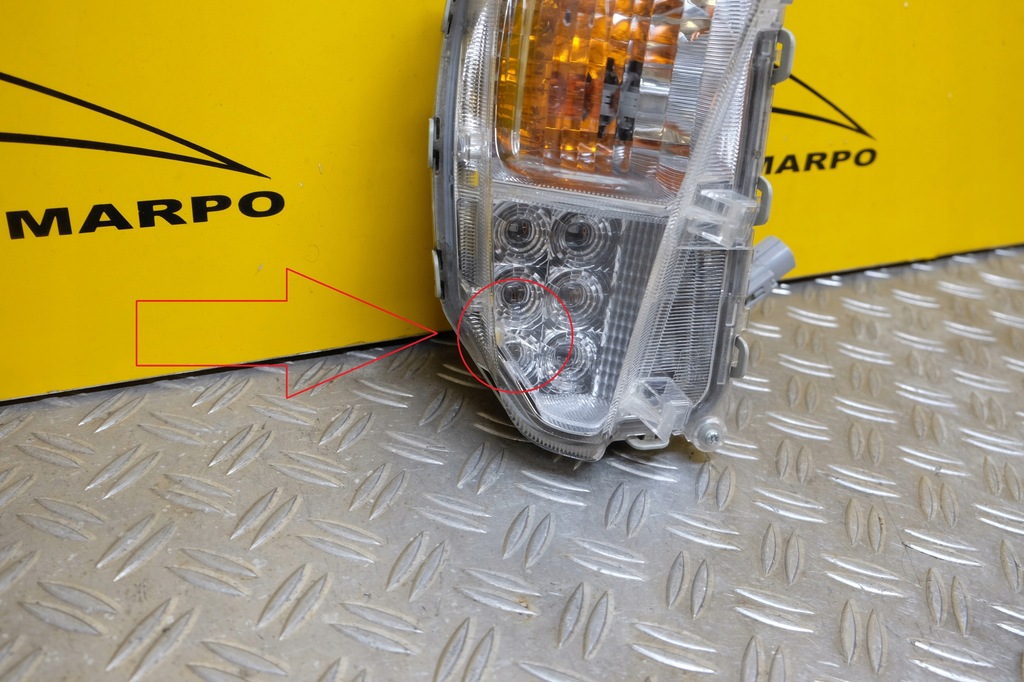 фото №5, Toyota prius 2012-2015 лампа протитуманна фара drl led r usa