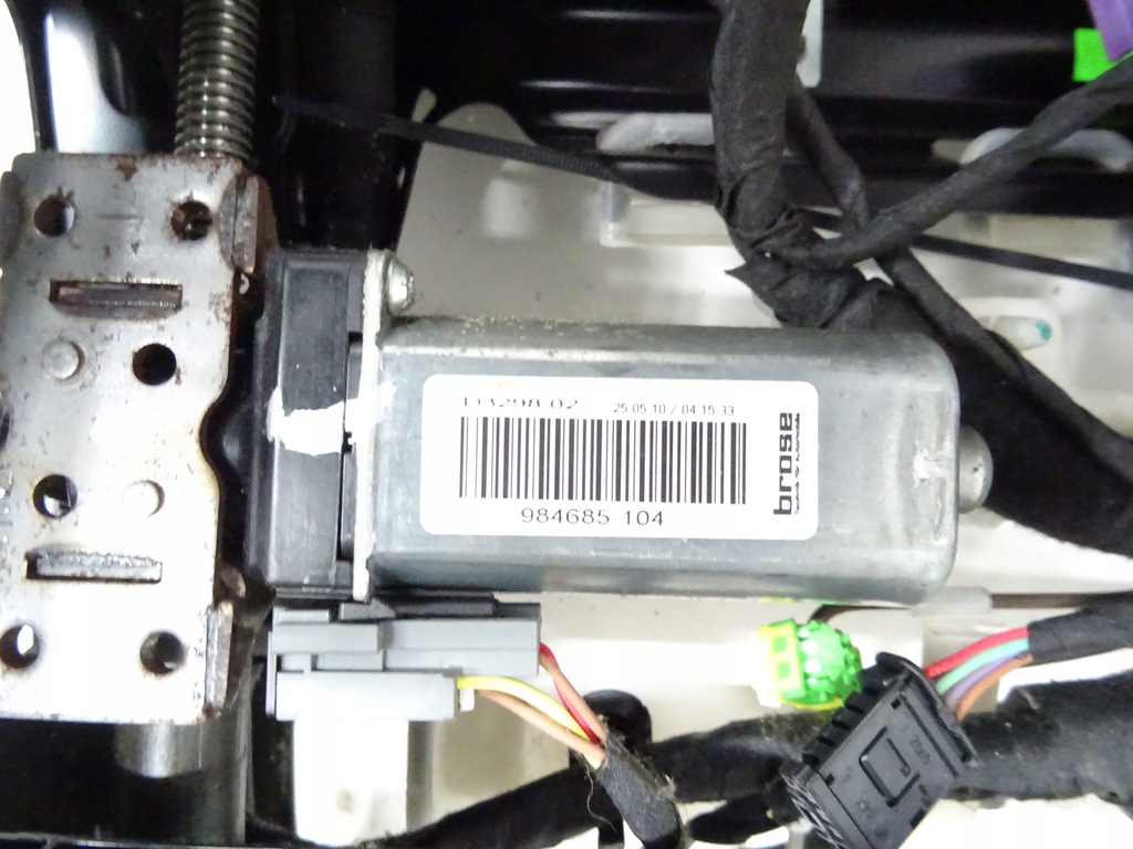 фото №14, Ford mondeo mk4 каркас перед вентиляція