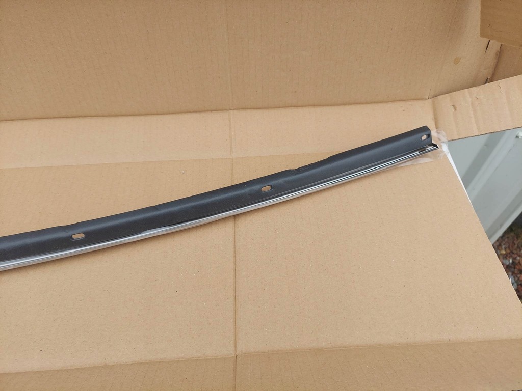 фото №8, Tesla model x молдинг хром стойка a левая nowa оригинальный номер