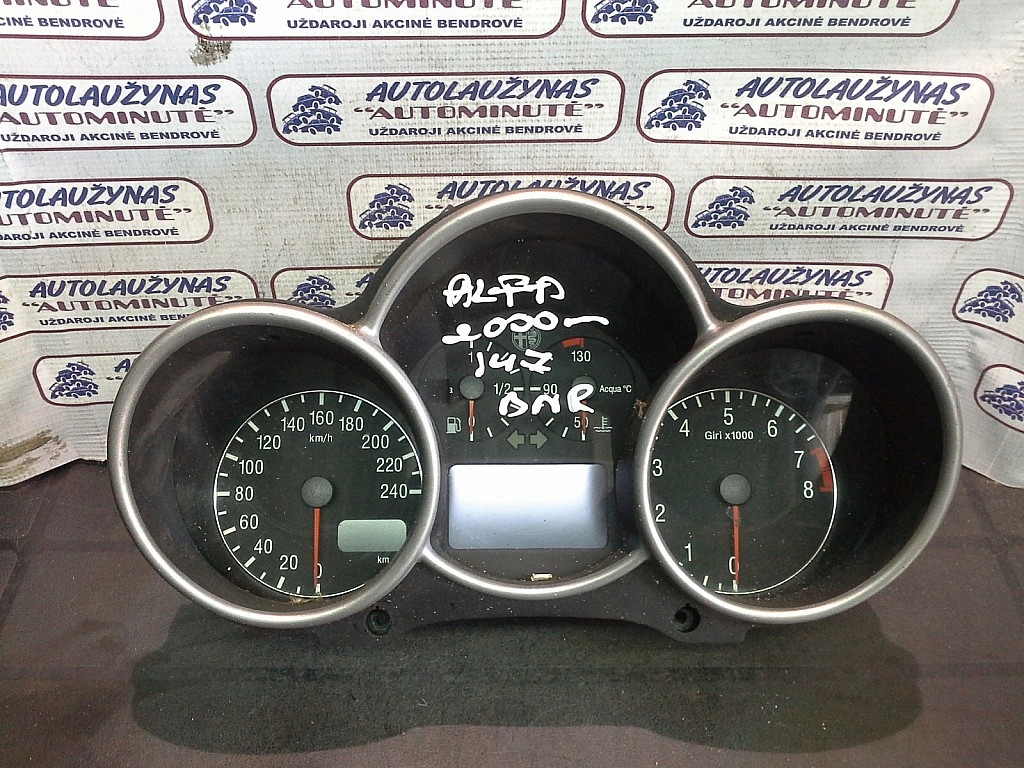 Купити 2000 alfa romeo 147 спідометр przyrządu