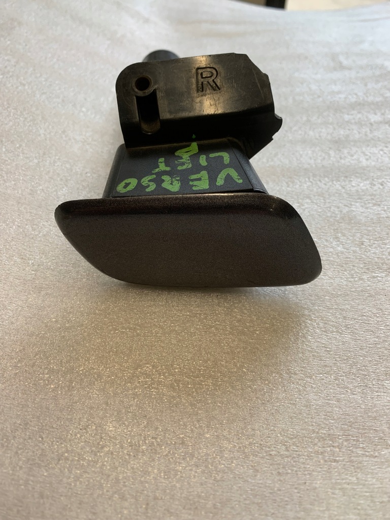 фото №1, Омивач toyota corolla verso 08-12r lift правий