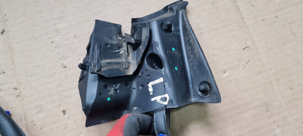 Maserati quattroporte vi прокладка гумовий двері ліва лівий перед Оригінал