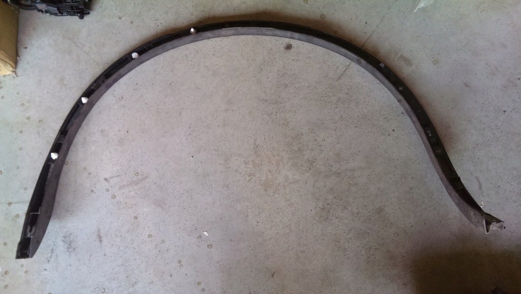 фото №5, Молдинг крила правий задня vw touareg 7p6854820br