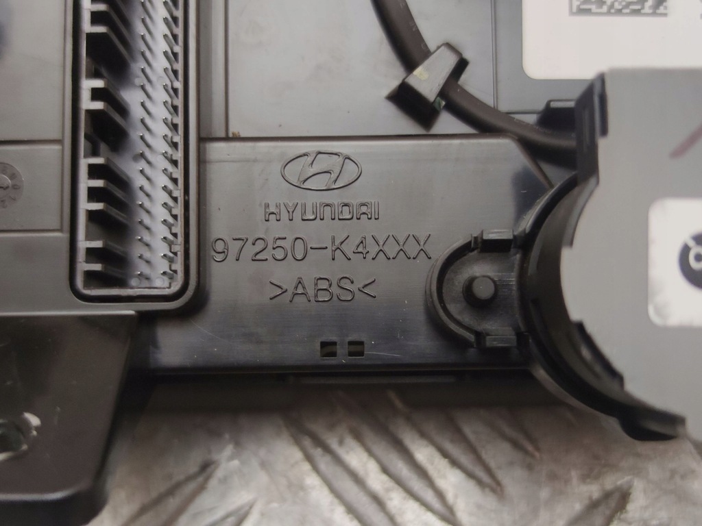 фото №9, Hyundai kona i 2020 панель кондиционера 97250k4070
