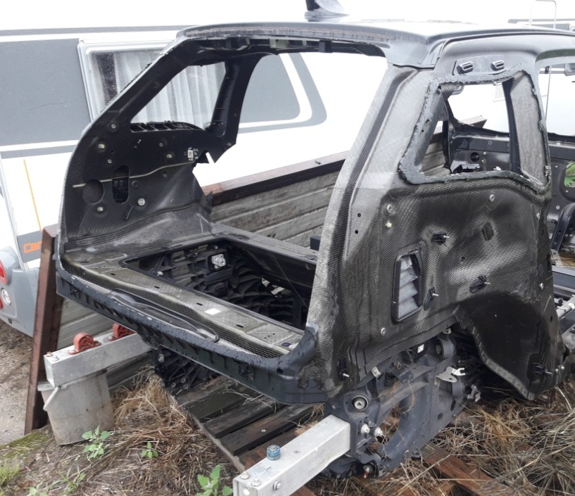 фото №1, Кузов чверть задня bmw i3 ліва права