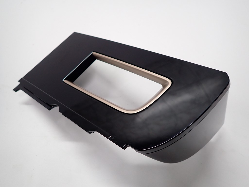 фото №1, Защита рамка панели консоли europa porsche taycan