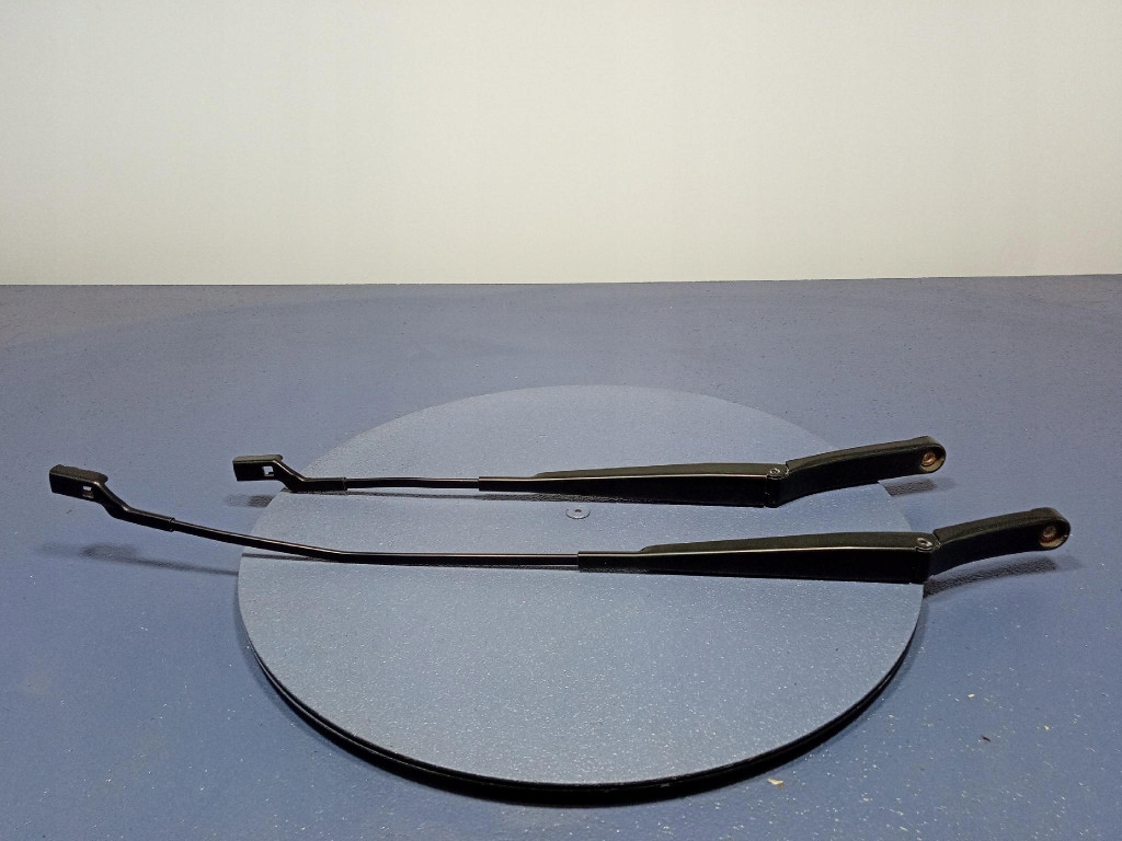 фото №1, Seat leon iii рычаги дворник перед eu комплект 5f1955409