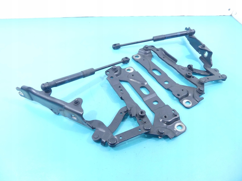 фото №1, Bmw оригинальный номер 7184190 петля капот p