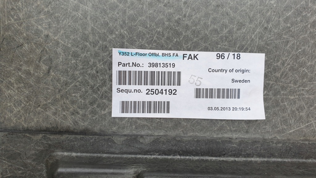 фото №7, Volvo v60 обшивка пол бардачок багажник