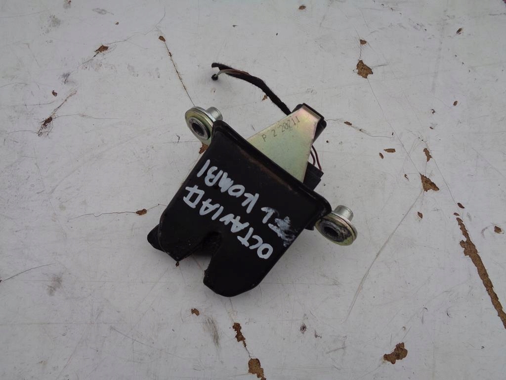 фото №1, Замок кришки задня skoda octavia 2 ii fl kombi