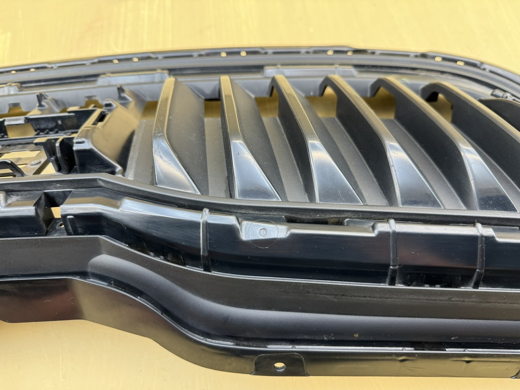 фото №11, Skoda scala 19r- решётка радиатора решётка радиатора бампера перед 657853653a