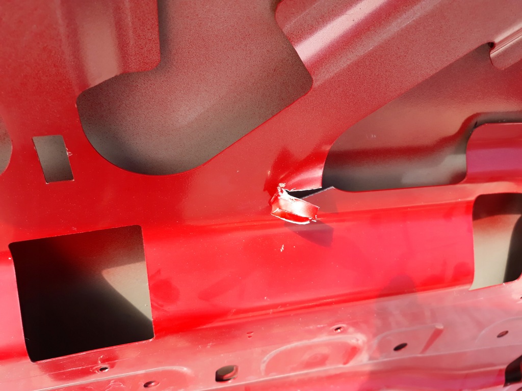 фото №12, Jaguar e-pace x540 капот