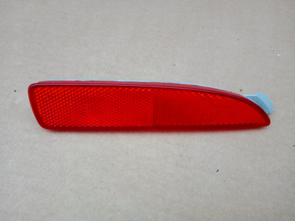 фото №1, Mazda 3 левый отражатель бампера задняя p3945b