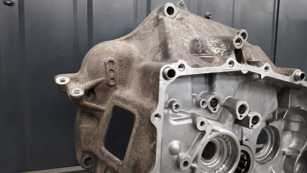 фото №11, Корпус коробки передач honda cr-v ii 2.0 01r 150km