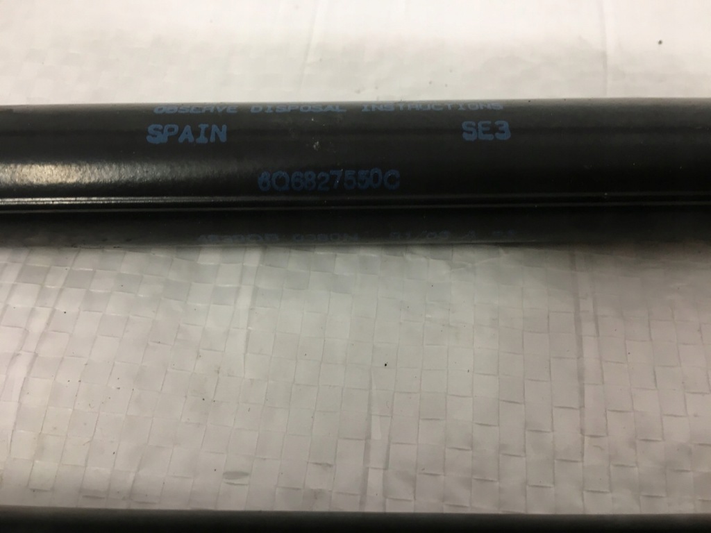 фото №8, Привод крышки багажника vw polo 9n 9n3 версия 3d 5d 6q6827550c