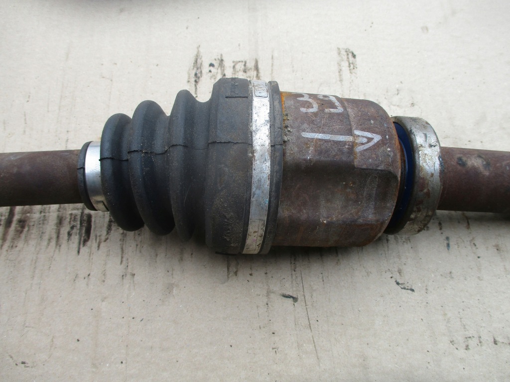 фото №5, Приводной вал правая 8200725513 renault megane iii 1.9dci