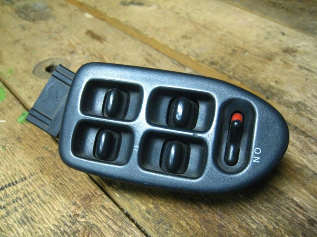 фото №1, Honda civic 92-95 4d кнопка керування вікон лівий