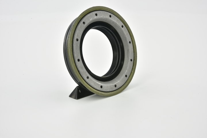 Сальник полуось chrysler pacifica 03 - Киев