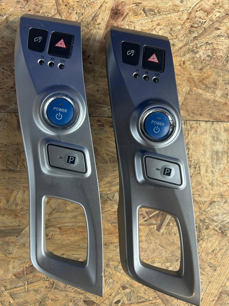 фото №2, Prius plus + v панель запуск стоп