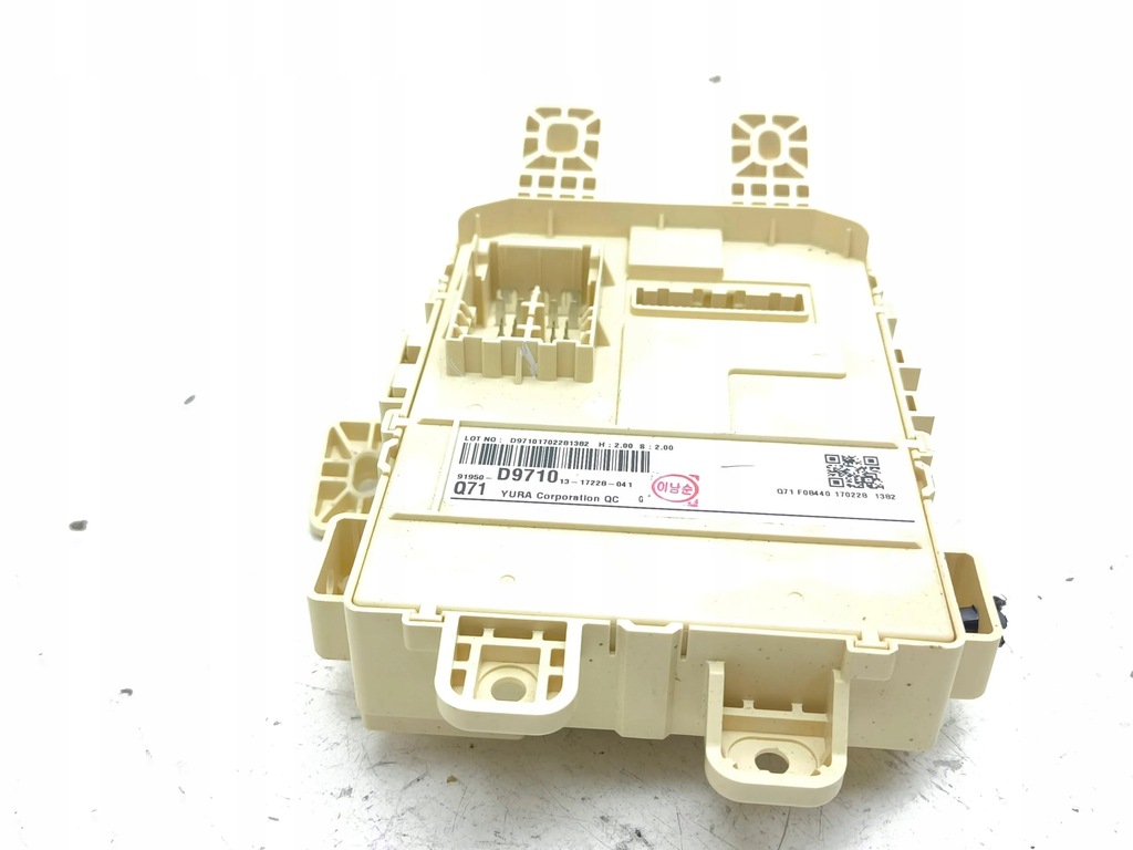 фото №6, Kia sportage 2017 рамка / модуль запобіжників