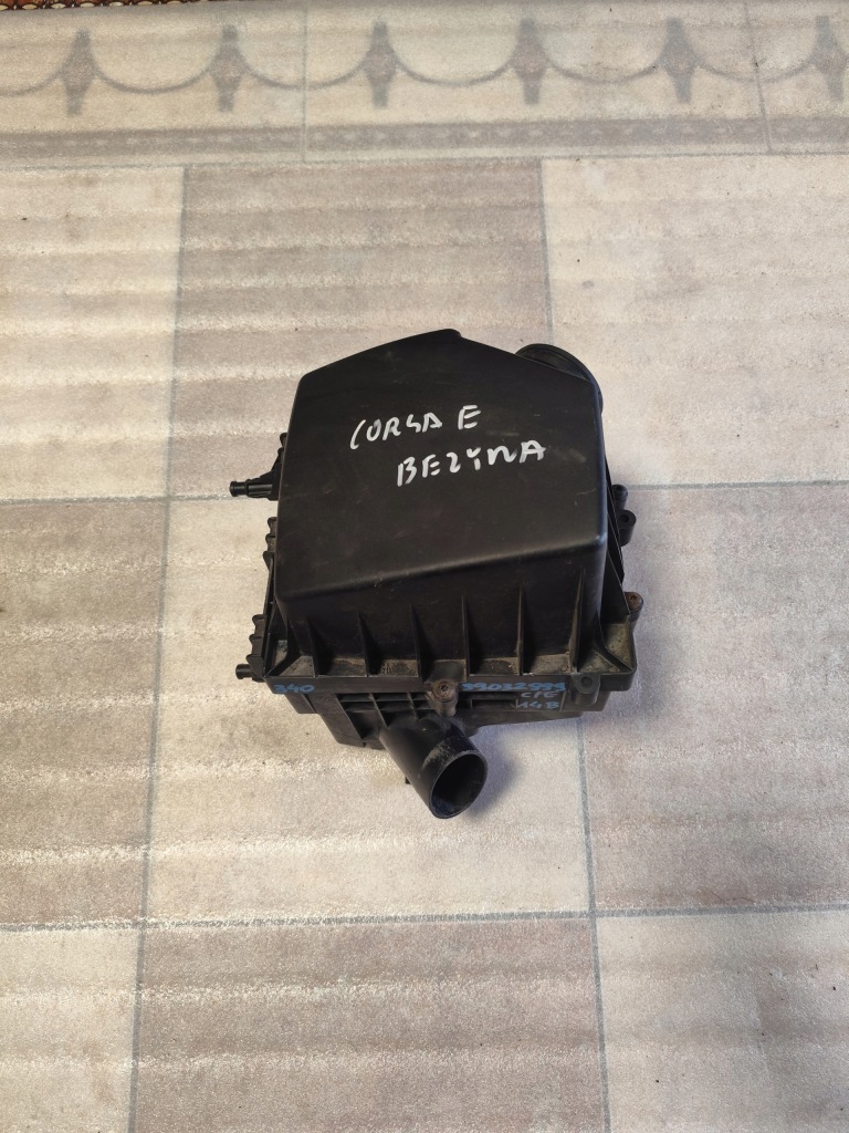 Купити Корпус фільтра повітря opel corsa e 1.4 gm 39032999