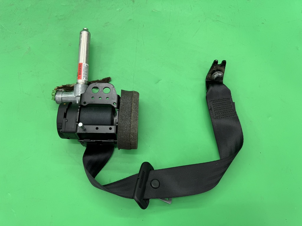 фото №1, Pas безопасности правый задний задняя 30642227 volvo c30 06-