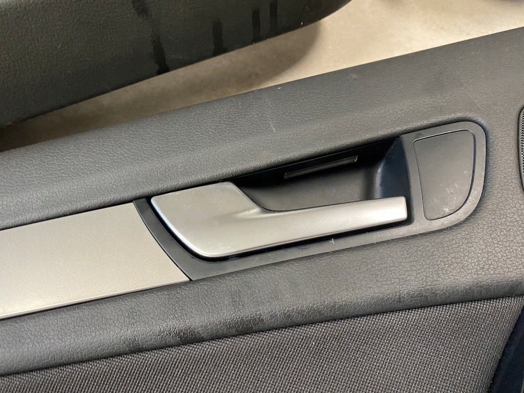 фото №13, Audi a4 b8 sedan обшивки обивка дверь комплект