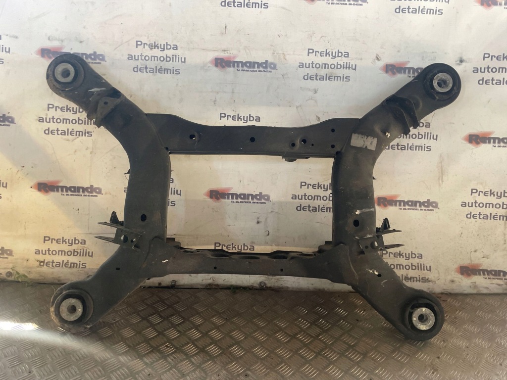 Купити 2014 mercedes-benz ml w166 підрамник задні