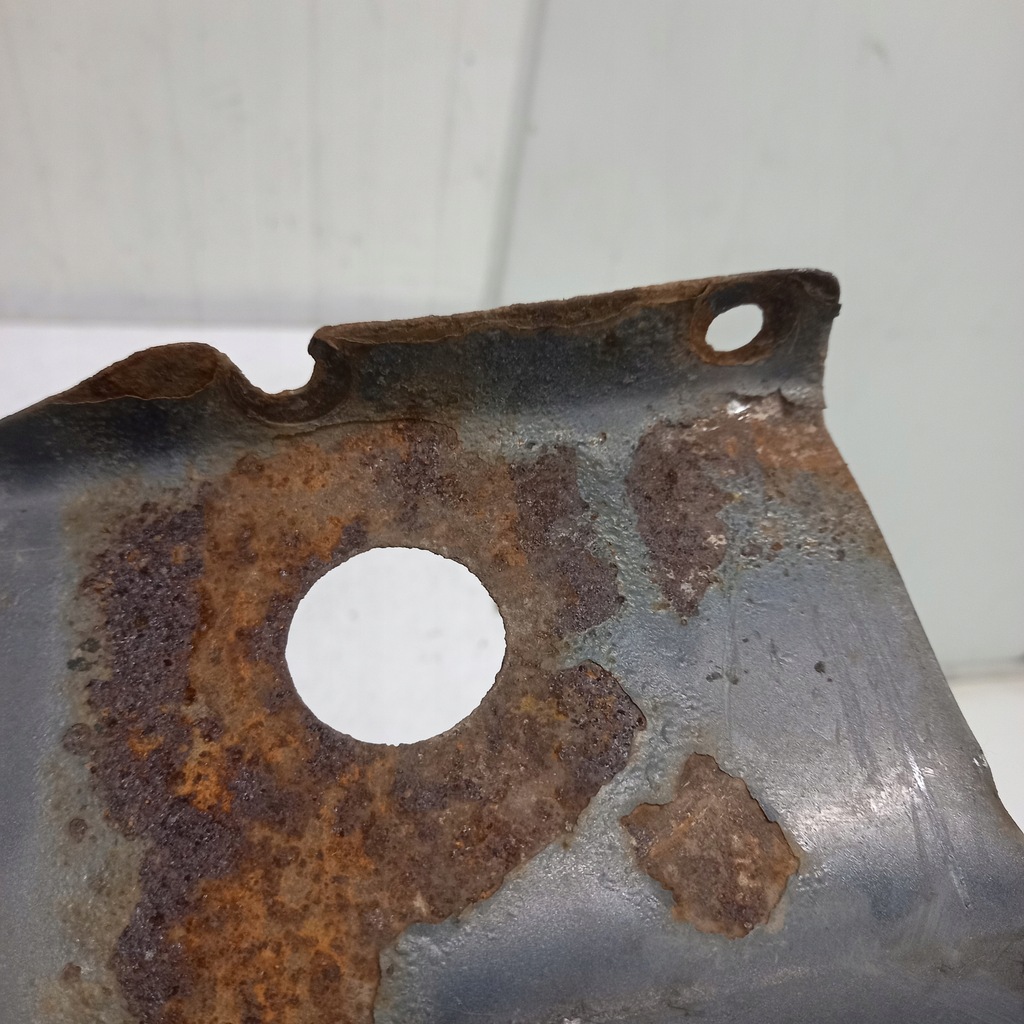 фото №11, Крыло правый передний mazda 5 2006