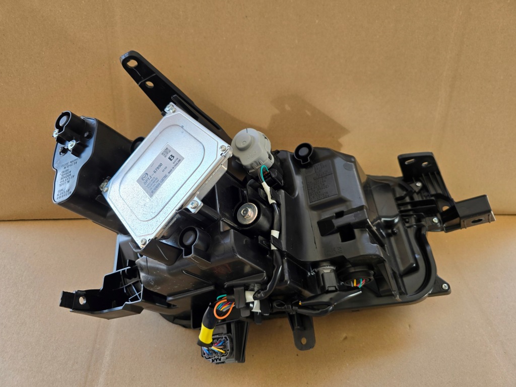 Mazda cx30 cx-30 фара ліва led dfr7-51040 Оригінал