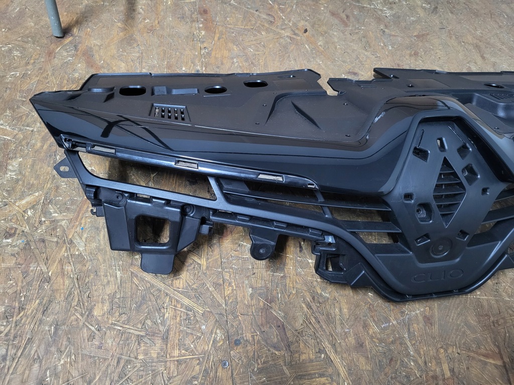 фото №8, Renault clio iv 4 решётка радиатора решётка радиатора передняя перед