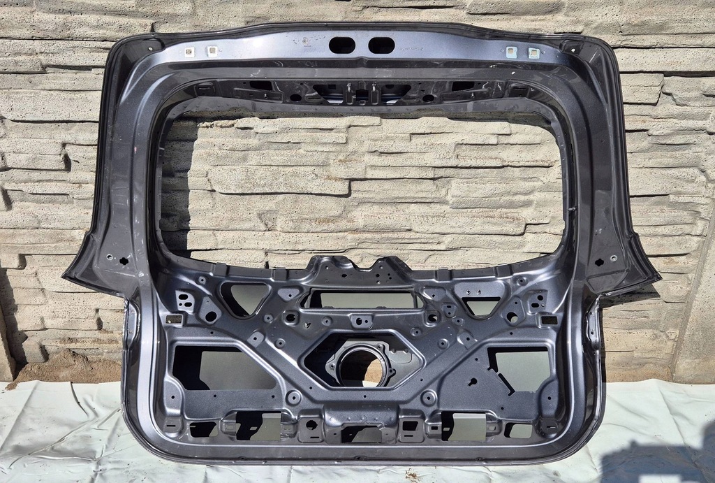 фото №11, Mercedes eqa h243 21- крышка багажника задняя багажника org