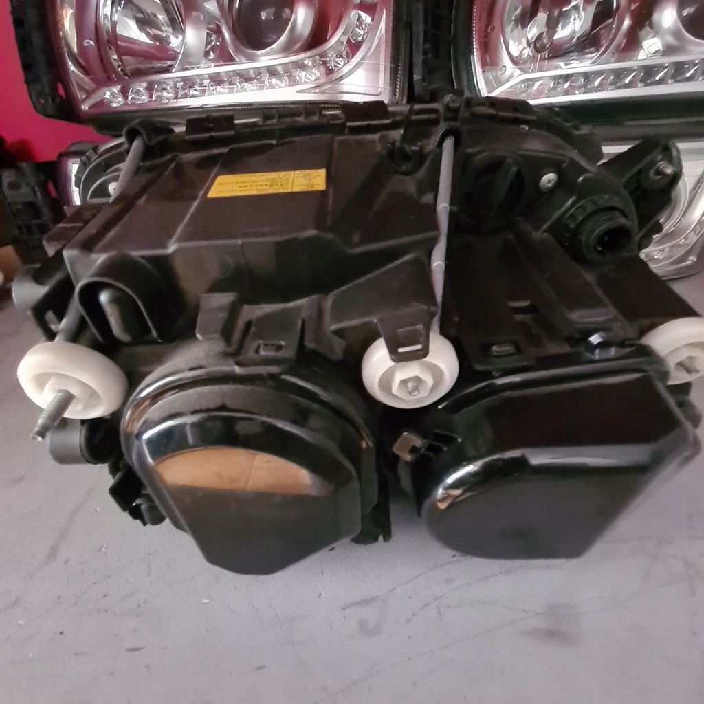 фото №7, Лампа фара mercedes actros mp 3 ксенон ліва