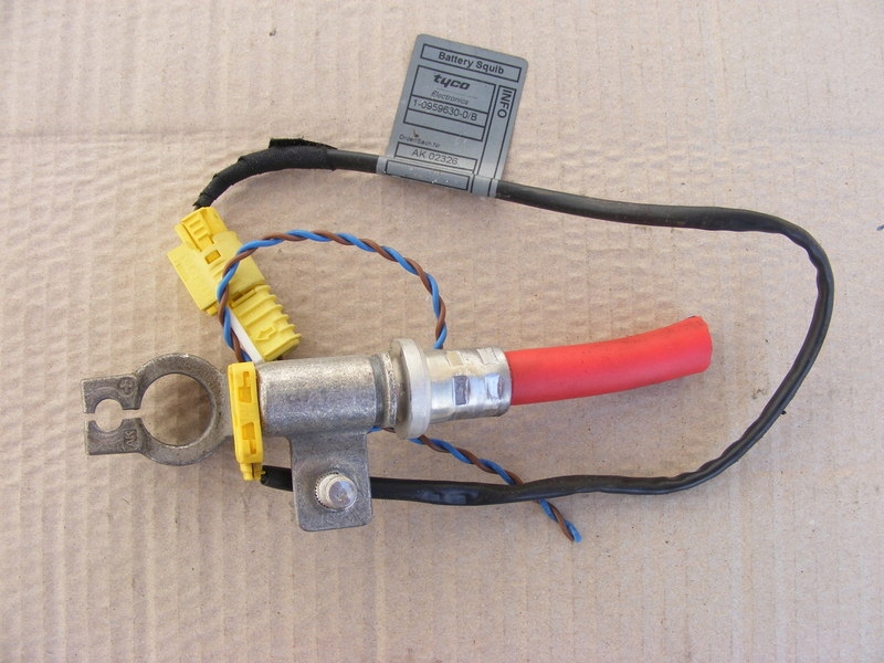 фото №1, Bmw e46 клема шланг плюсовий піротехнічний