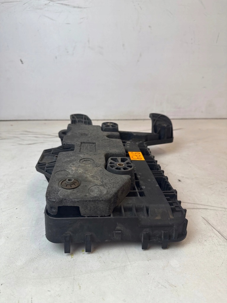 фото №13, Основа акумулятор volkswagen golf passat audi a3 8p