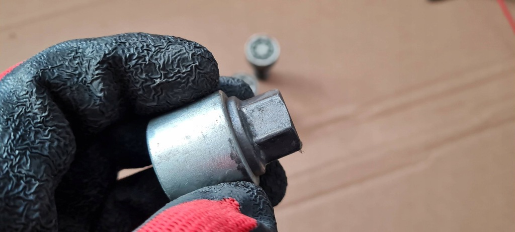 фото №9, A4 b9 8w lift шпильки захисні symbol h a6 c6 c7 4g s6 a4 b8 a5 8w