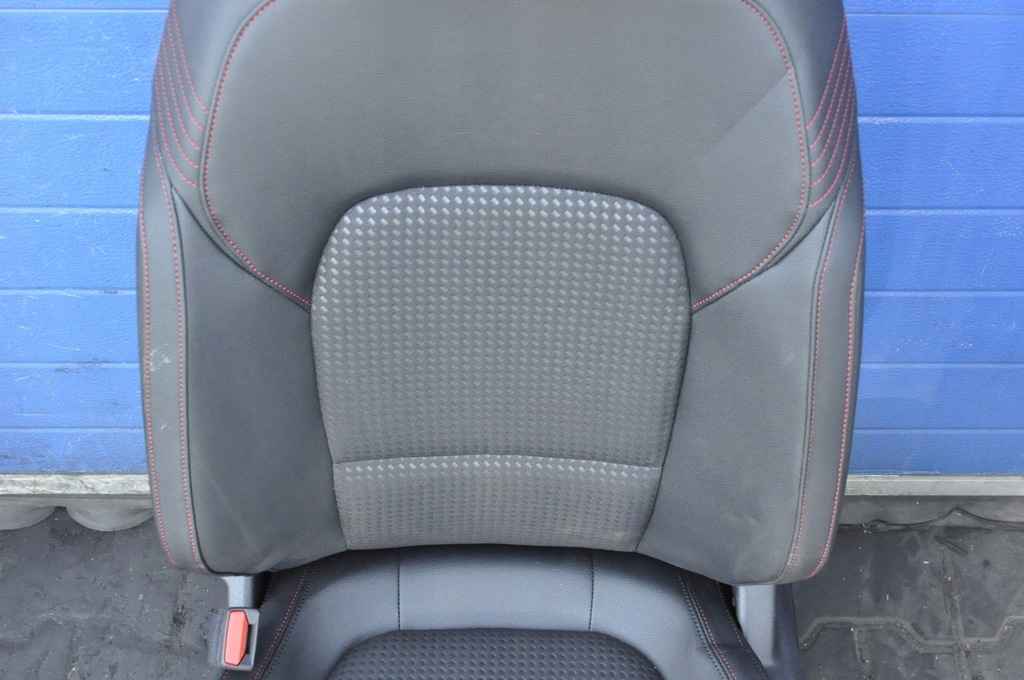 фото №13, Ford focus mk4 сиденья заднее сиденье обшивки кожа 20r uk