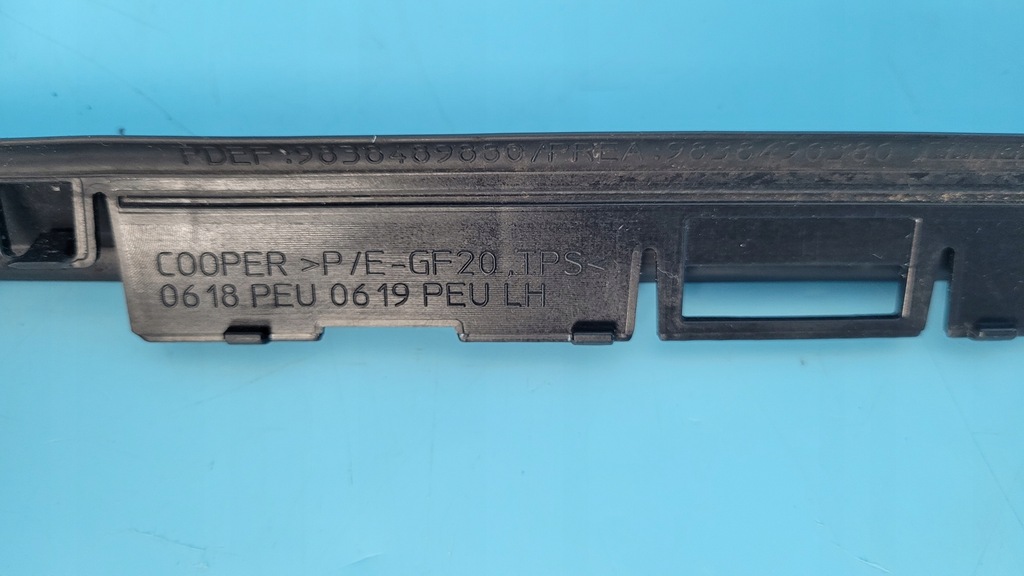 фото №8, Opel astra l vi 23r 1.5 d молдинг уплотнитель левый задняя 9838489880